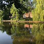 Jacuzzi - Bbq - Jardin - Garden - Le Tulipier