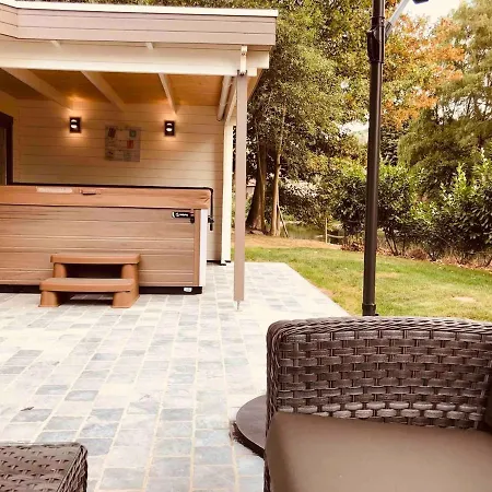 Jacuzzi - Bbq - Jardin - Garden - Le Tulipier * Olne